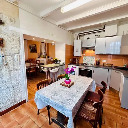 Holiday home De Mali - De Plain Pied A Deux Pas Du Centre