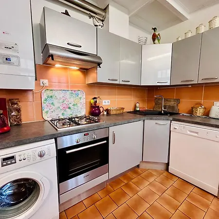 De Mali - De Plain Pied A Deux Pas Du Centre Holiday home Rochefort (Charente-Maritime)