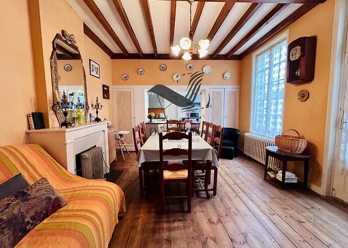 De Mali - De Plain Pied A Deux Pas Du Centre