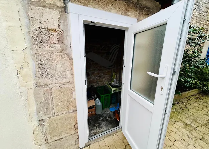 Сasa de vacaciones De Mali - De Plain Pied A Deux Pas Du Centre