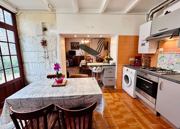 Сasa de vacaciones De Mali - De Plain Pied A Deux Pas Du Centre Rochefort (Charente-Maritime)