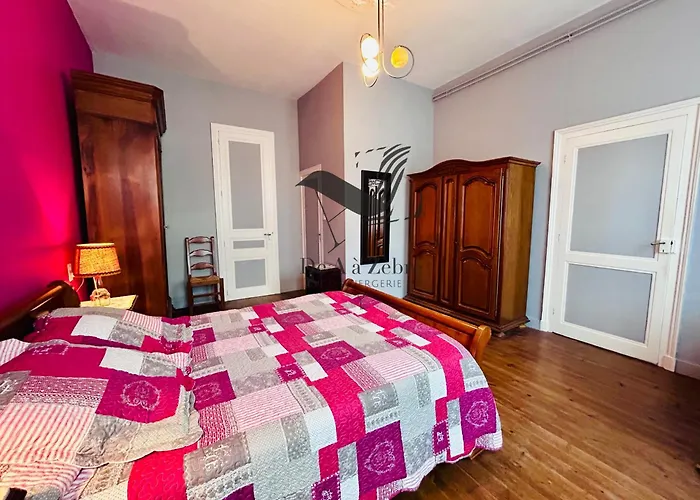 De Mali - De Plain Pied A Deux Pas Du Centre * Rochefort (Charente-Maritime)